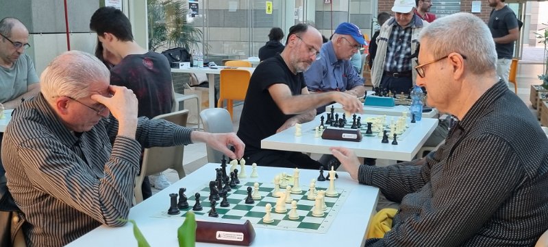 20221029_175903_folly.jpg - Saturday Blitz League #62 -29 ottobre 2022 @ Montefiore Chess Area